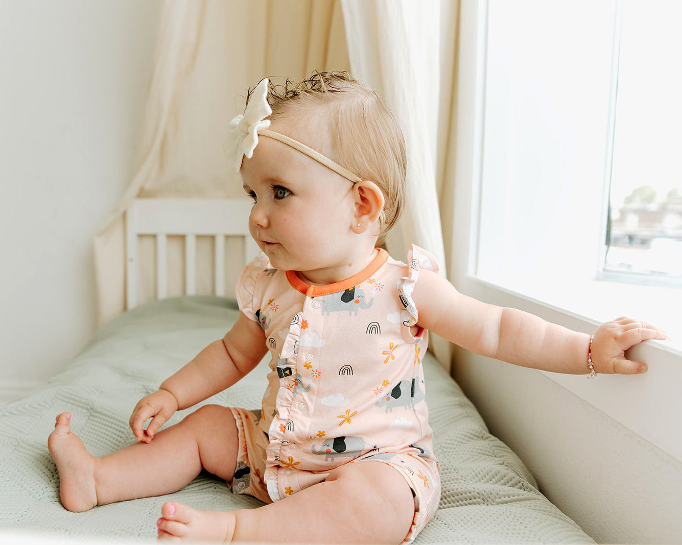 Mono corto con volantes de elefante (algodón orgánico)