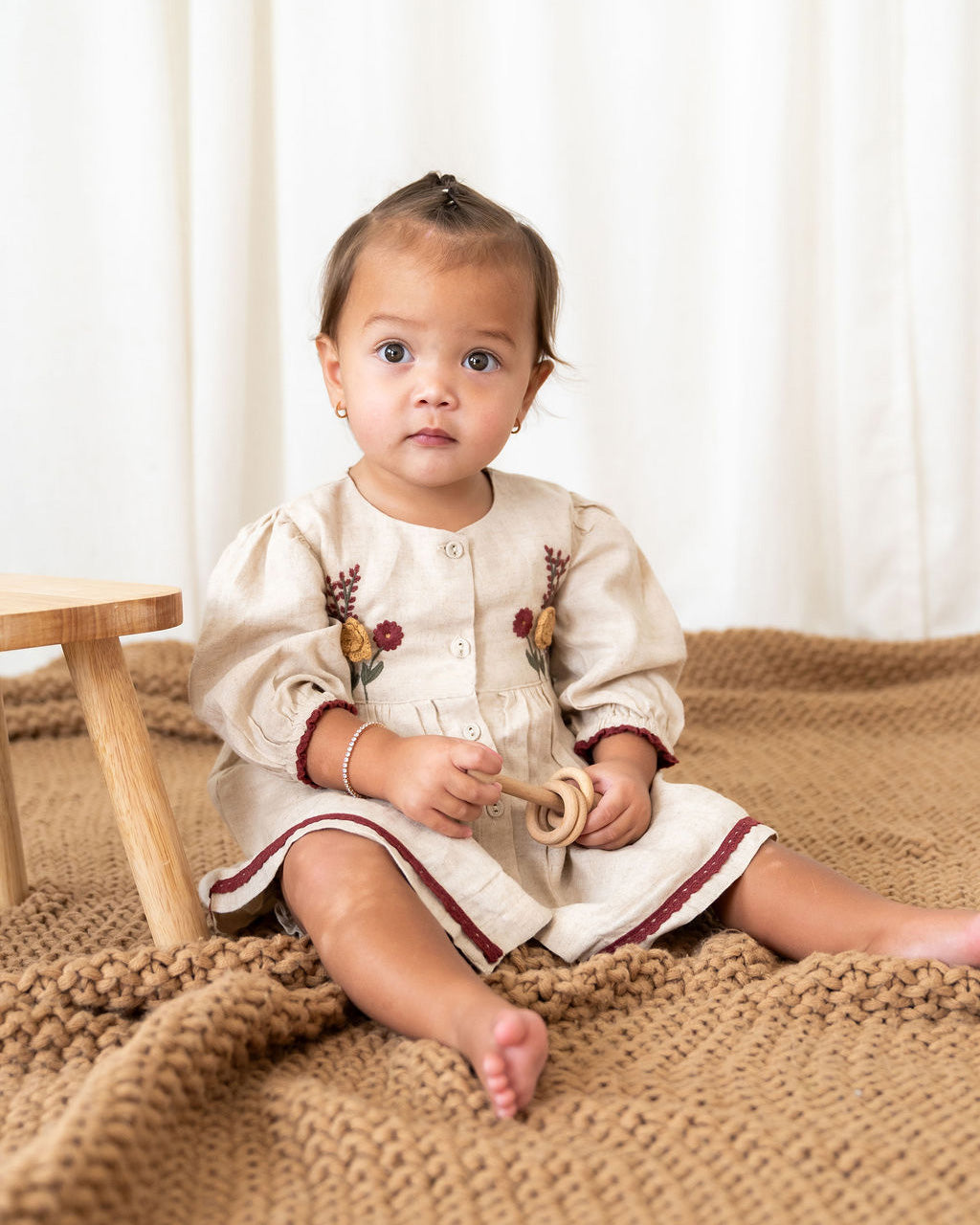 Ravello Linen Embroidered Baby Dress & Bloomer Set (Linen Blend)