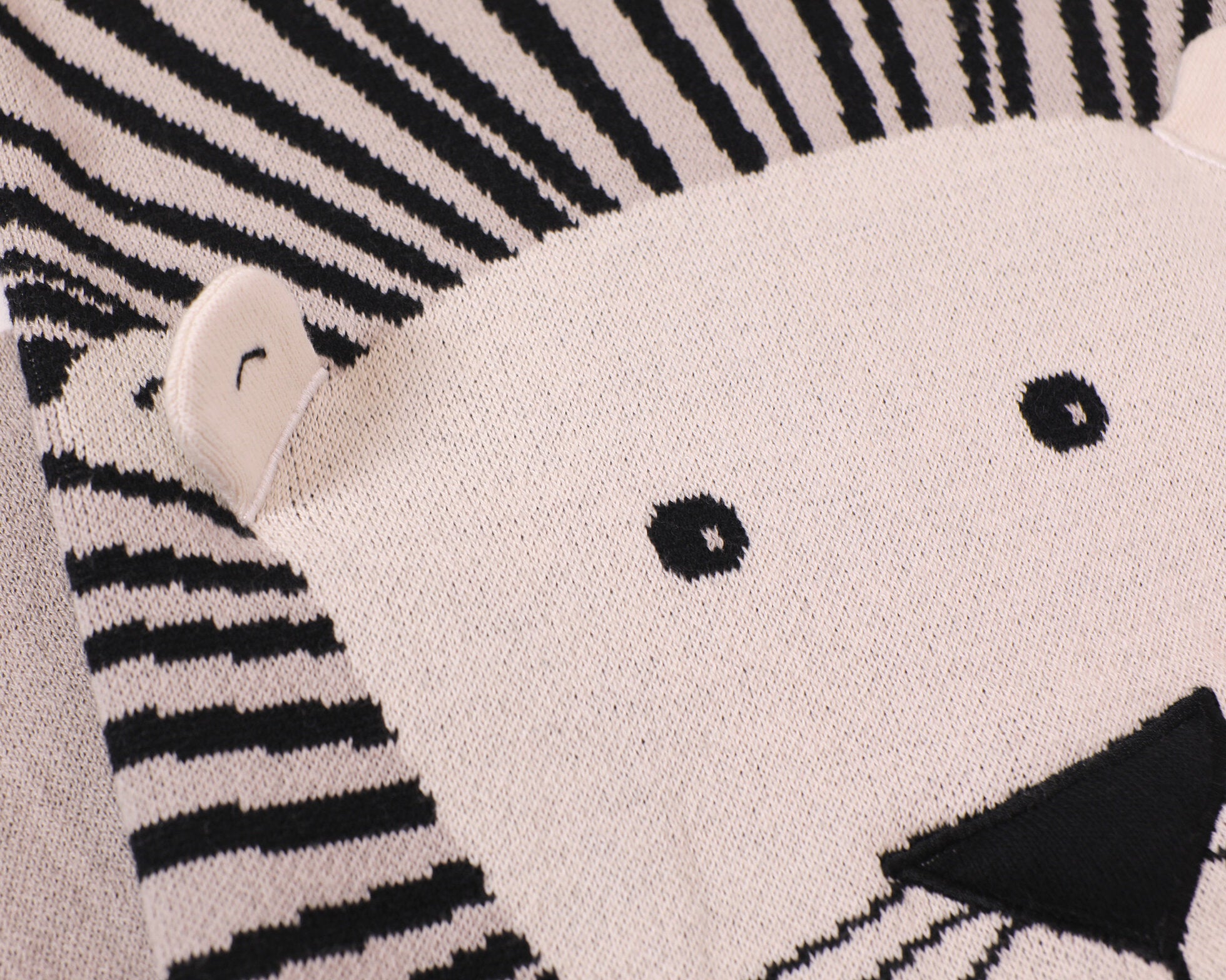 Lion King Jacquard Sweater Knit Organic Cotton Baby Blankets by Viverano