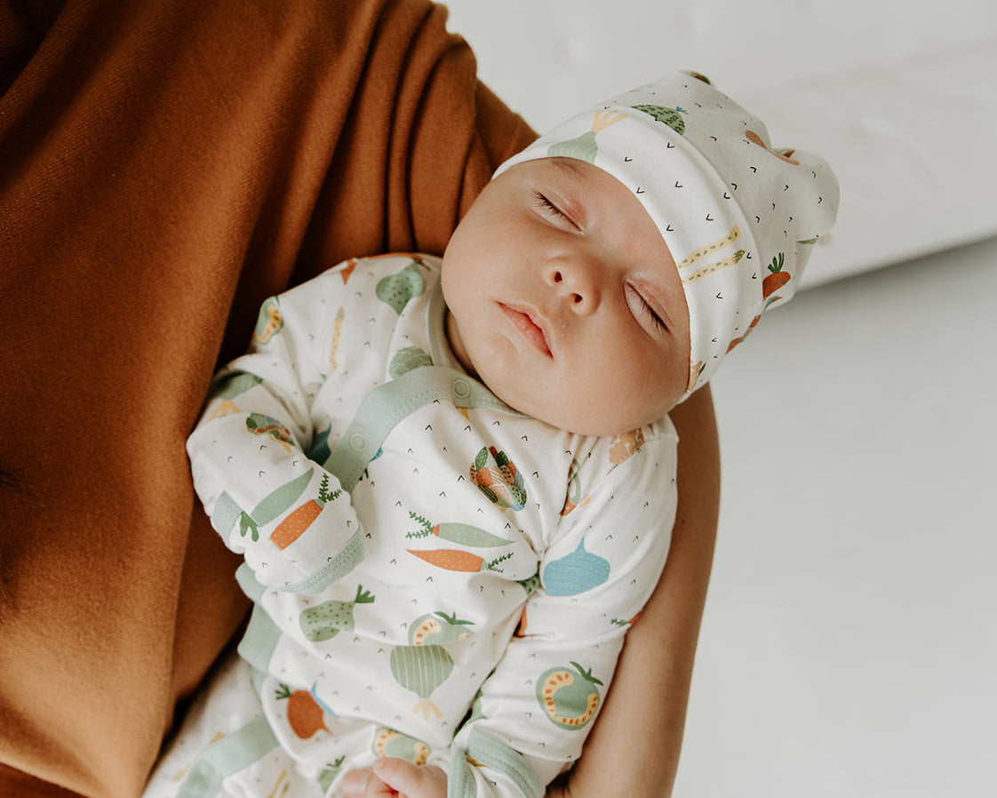 Organic Cotton Baby Knot Hat - Veggie Salad (2 Colors)