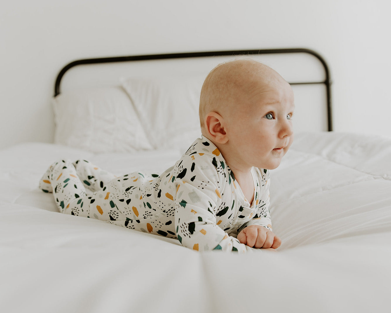 Florence Bloom Organic Cotton Zipper Footie Romper for Babies - Viverano