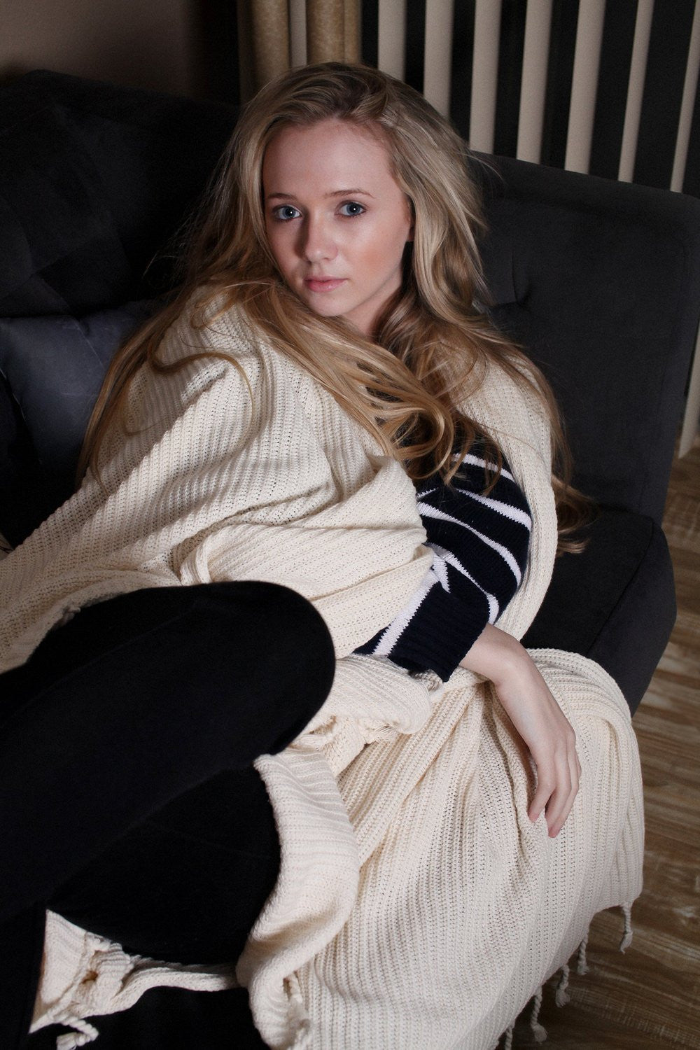 Viverano Organic Cotton Soft Throw Blanket Perfect Natural Gift