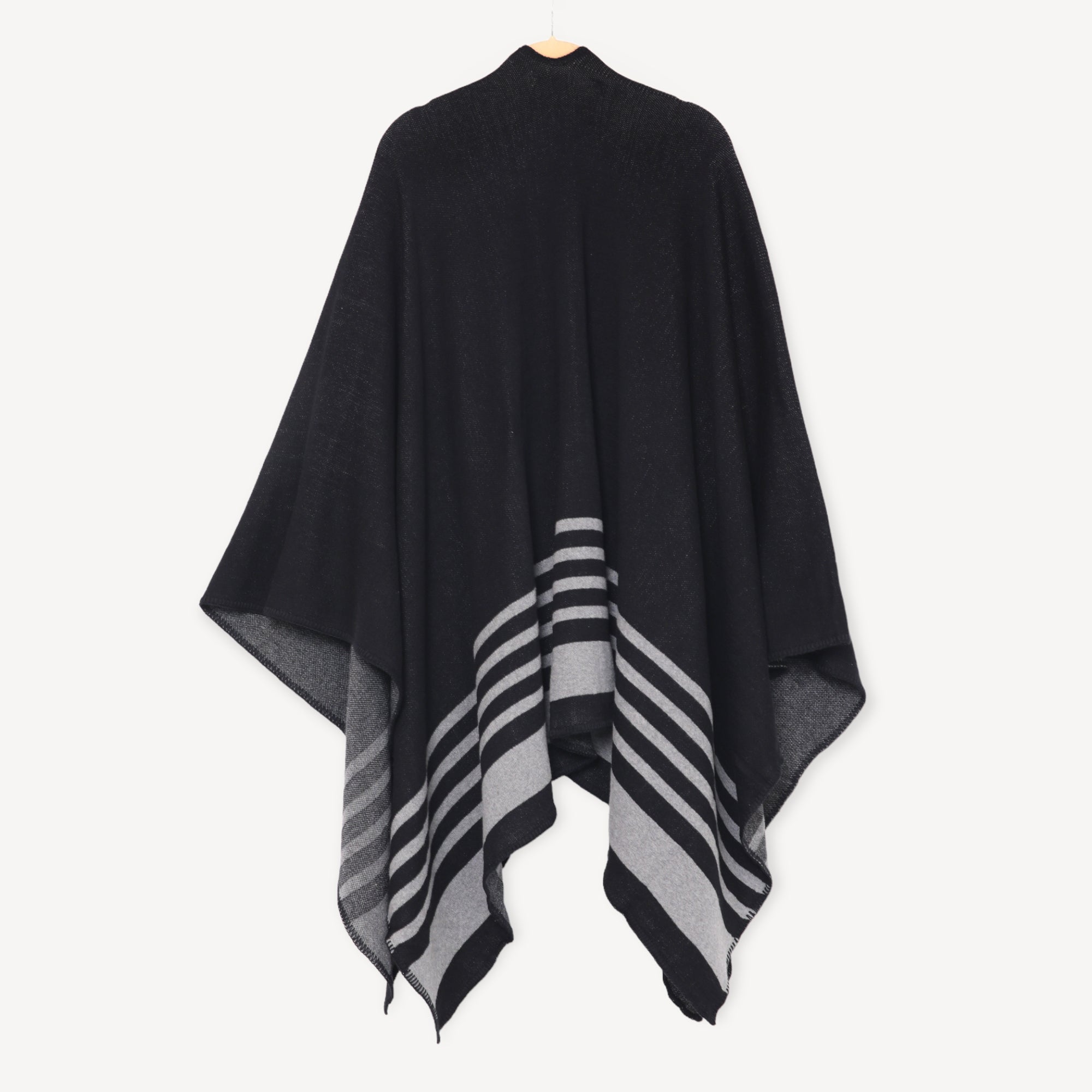 Viverano Gaia Eco-Chic Jacquard Knit Women's Travel Blanket Wrap - Stripe Border (Organic Cotton)