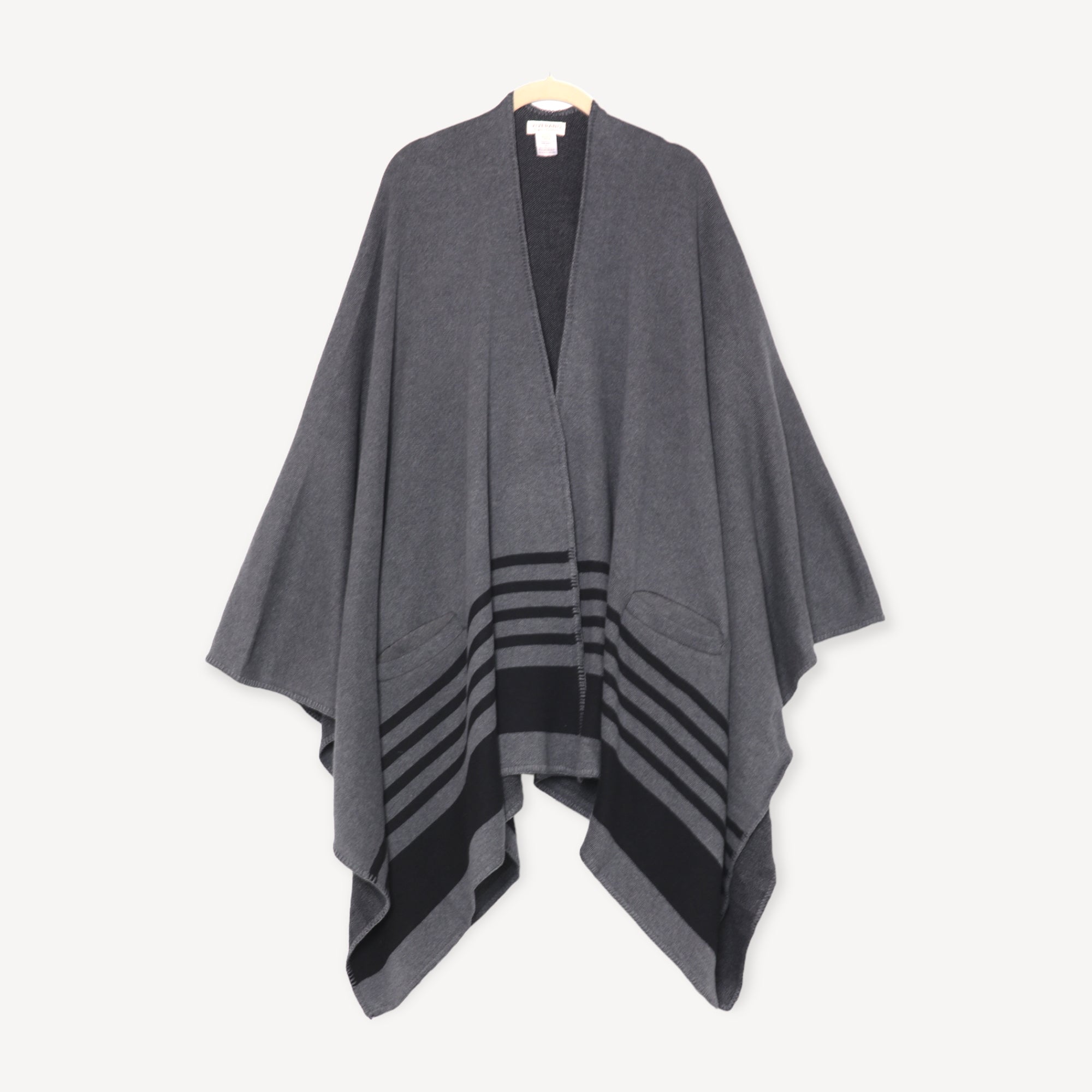 Viverano Gaia Eco-Chic Jacquard Knit Women's Travel Blanket Wrap - Stripe Border (Organic Cotton)