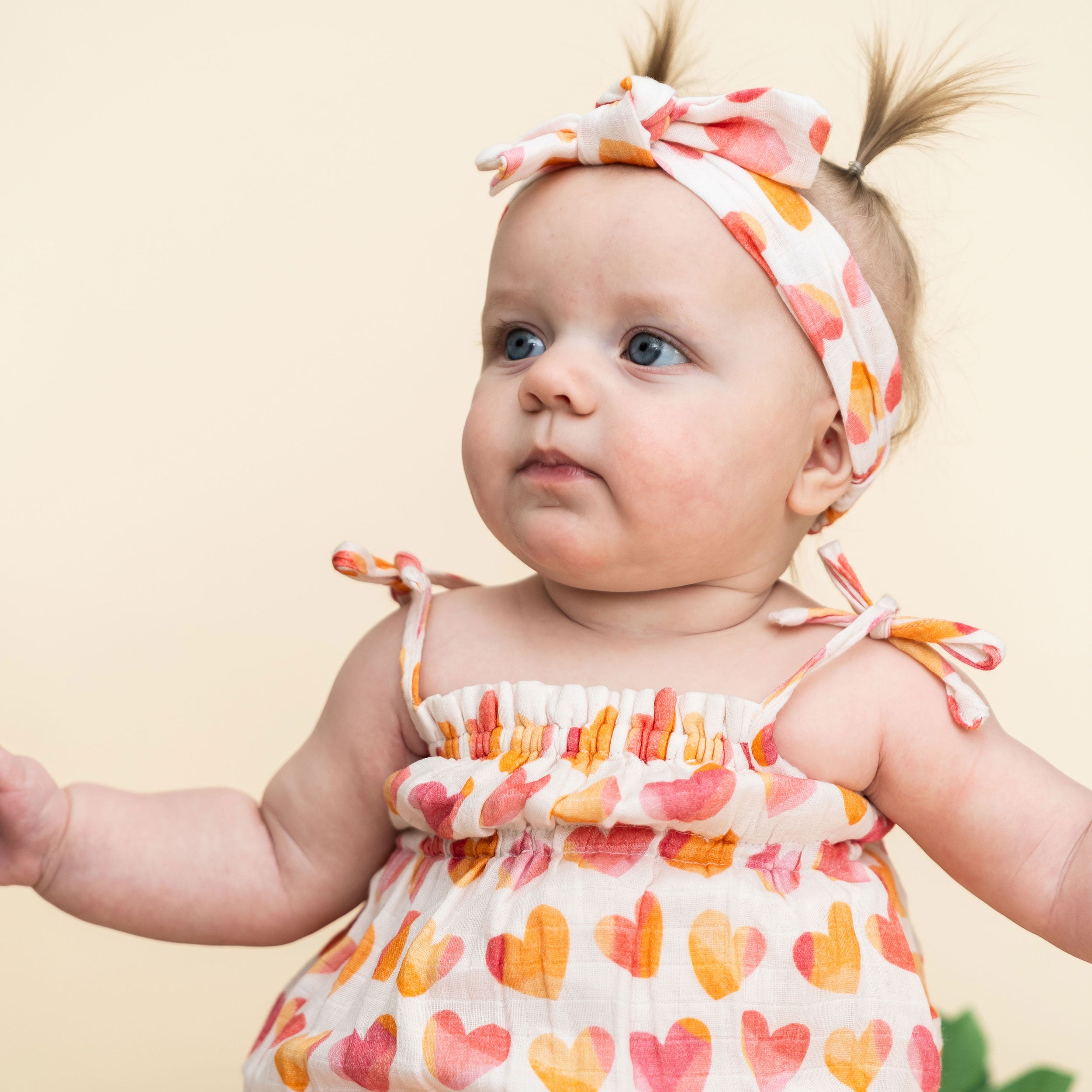 Hearts Shoulder Strap Baby Romper + Headband Set Model (Organic Muslin)