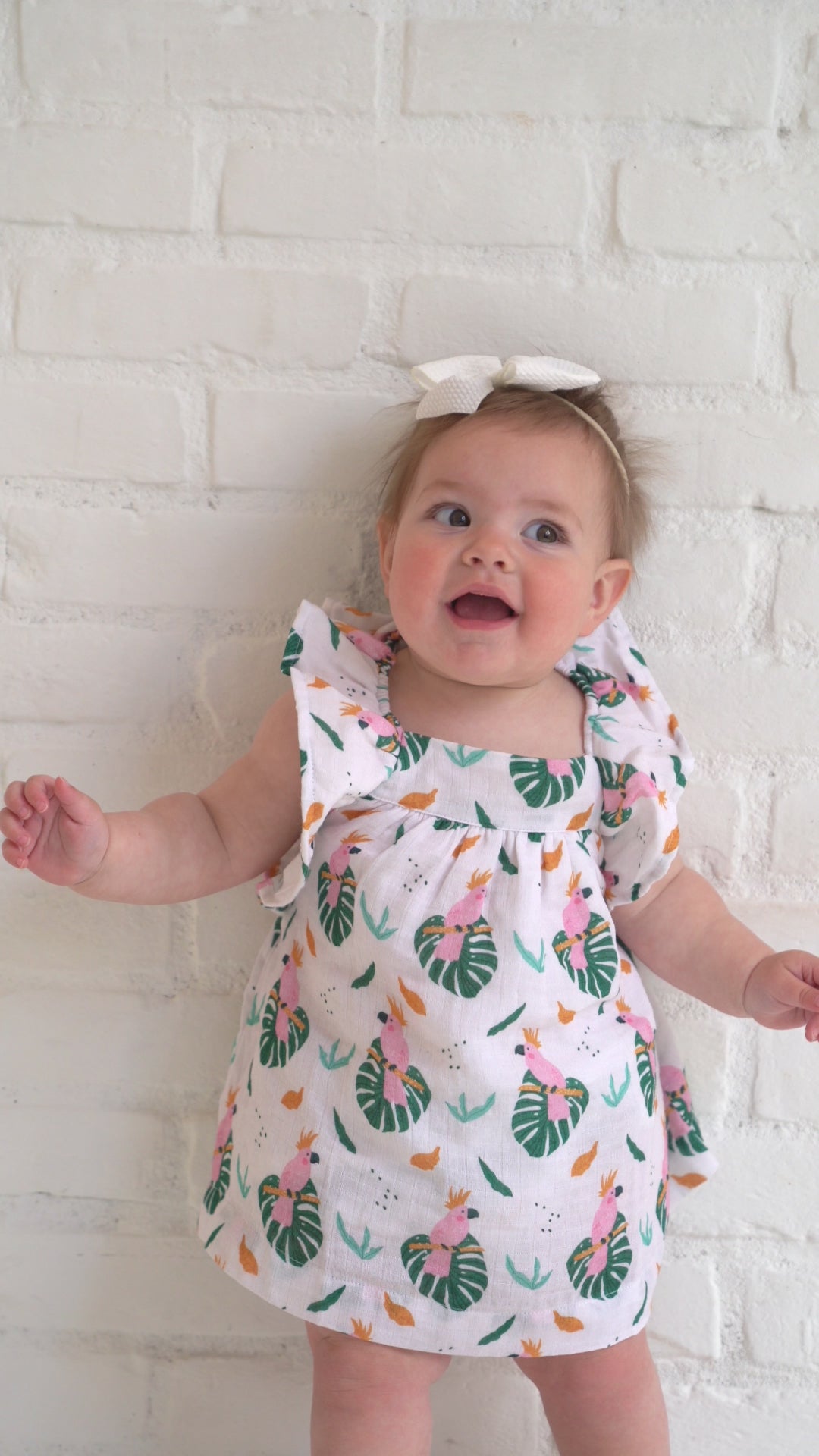 Parrot Ruffle Sleeve Baby Dress + Bloomer Set (Organic Muslin)