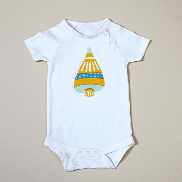 Organic Cotton Bodysuit with Space Shuttle Applique for Babies- Space Dream by Viverano